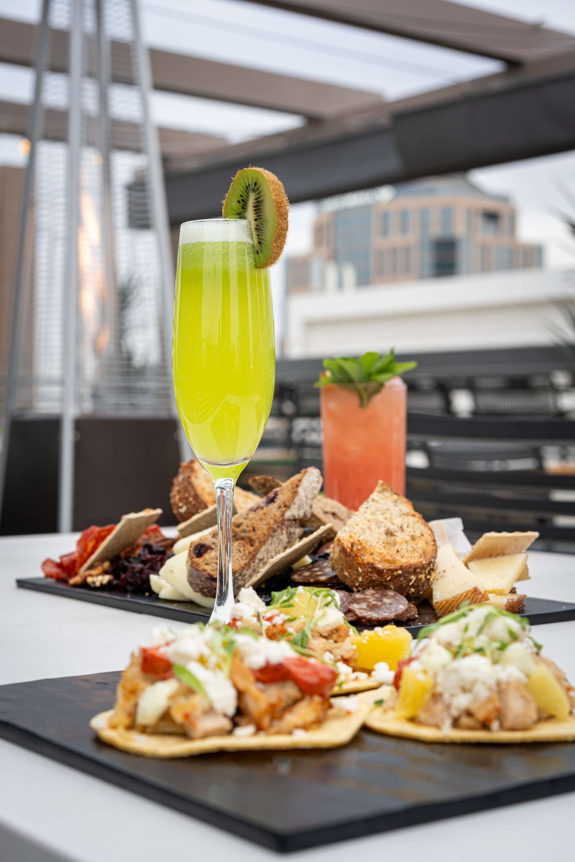 Restaurant | Hilton Garden Inn Phoenix Downtown