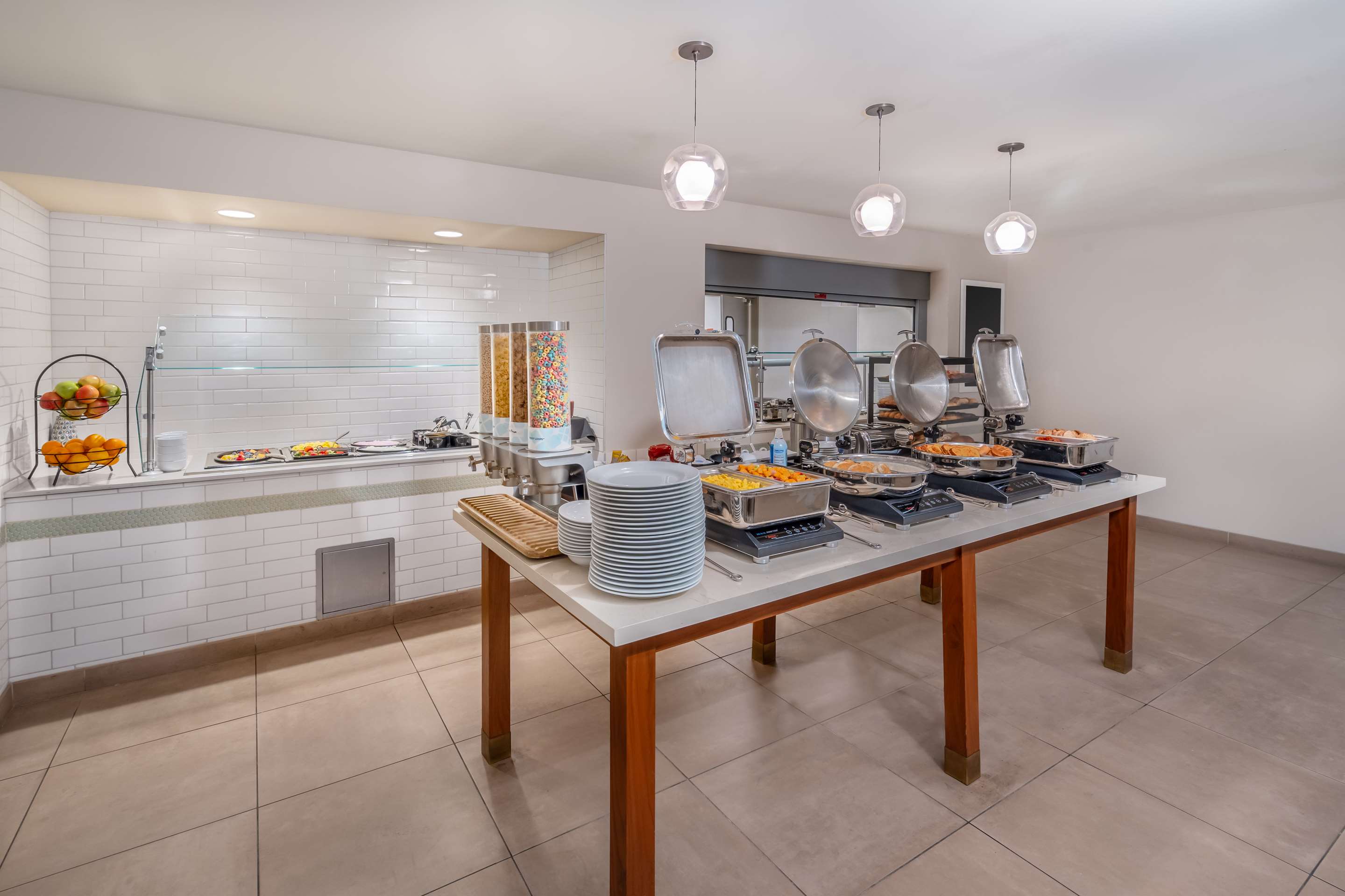 Restaurant | Hilton Garden Inn Phoenix Downtown