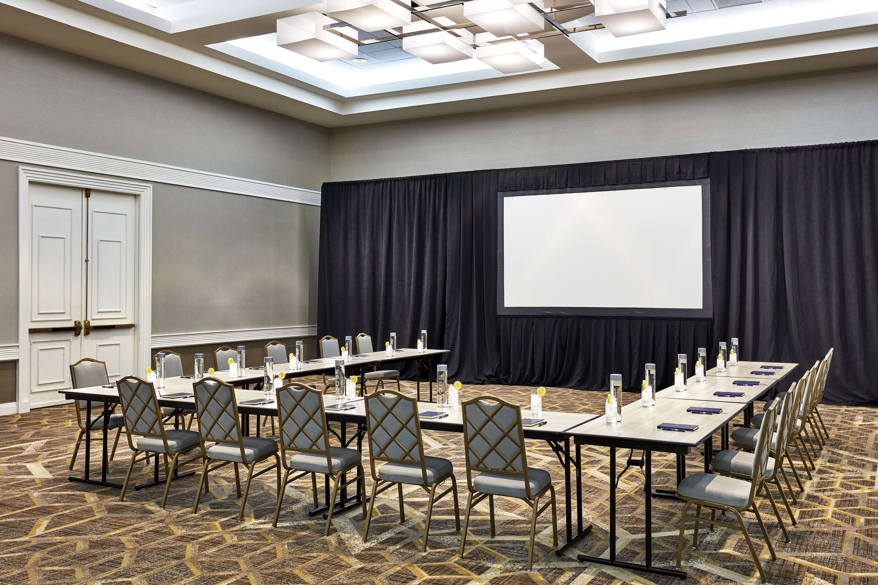 Meeting Room | DoubleTree by Hilton Hotel Golf Resort Palm Springs