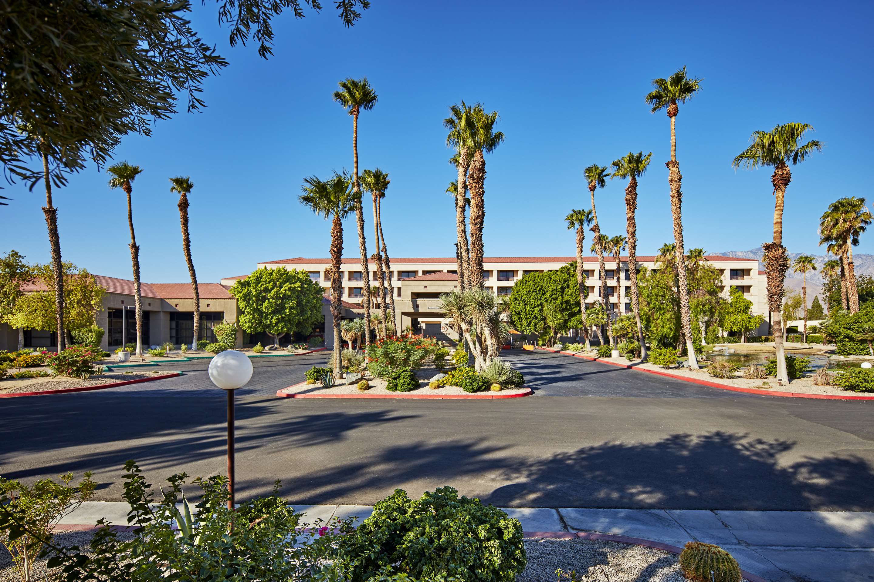 Exterior | DoubleTree by Hilton Hotel Golf Resort Palm Springs