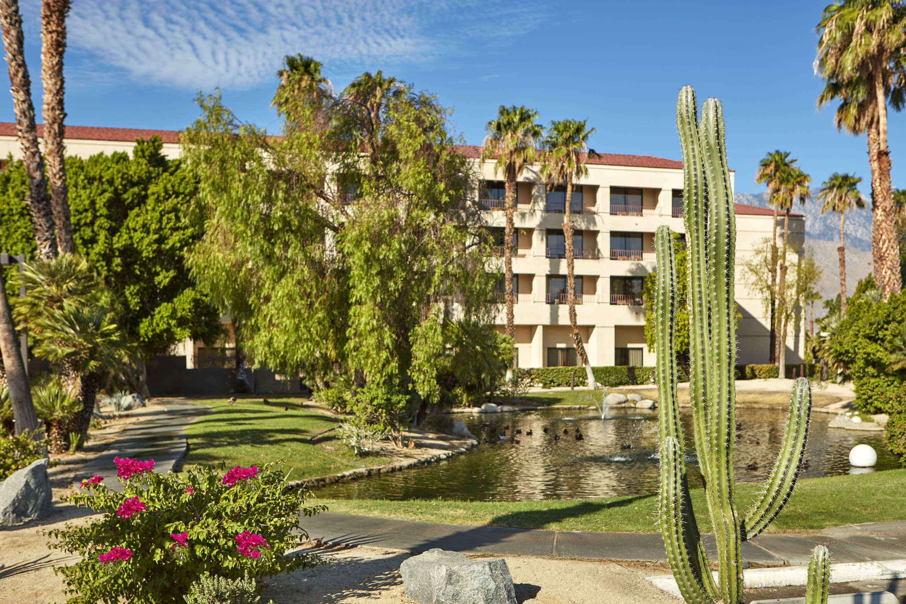 Exterior | DoubleTree by Hilton Hotel Golf Resort Palm Springs