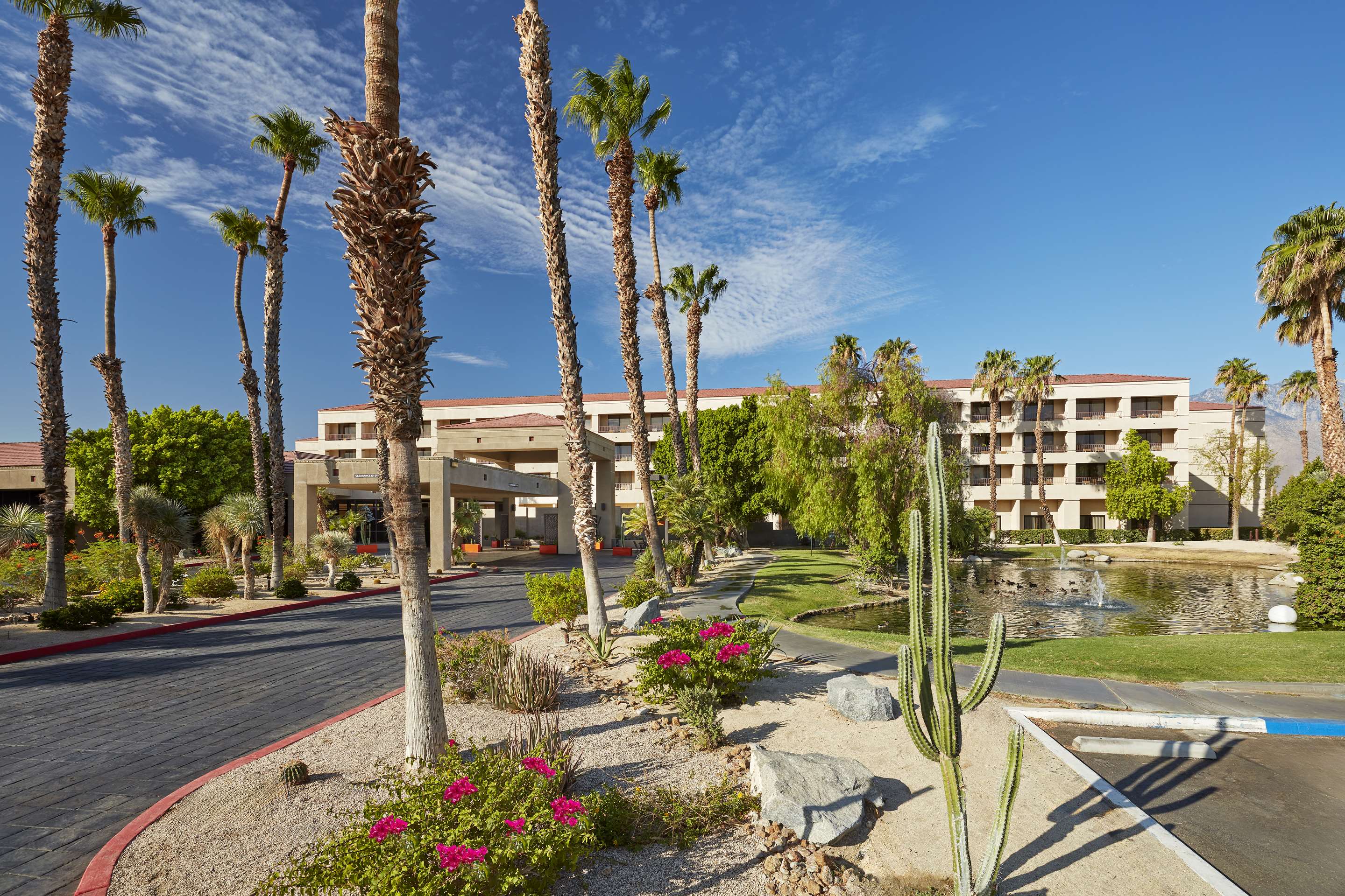 Exterior | DoubleTree by Hilton Hotel Golf Resort Palm Springs