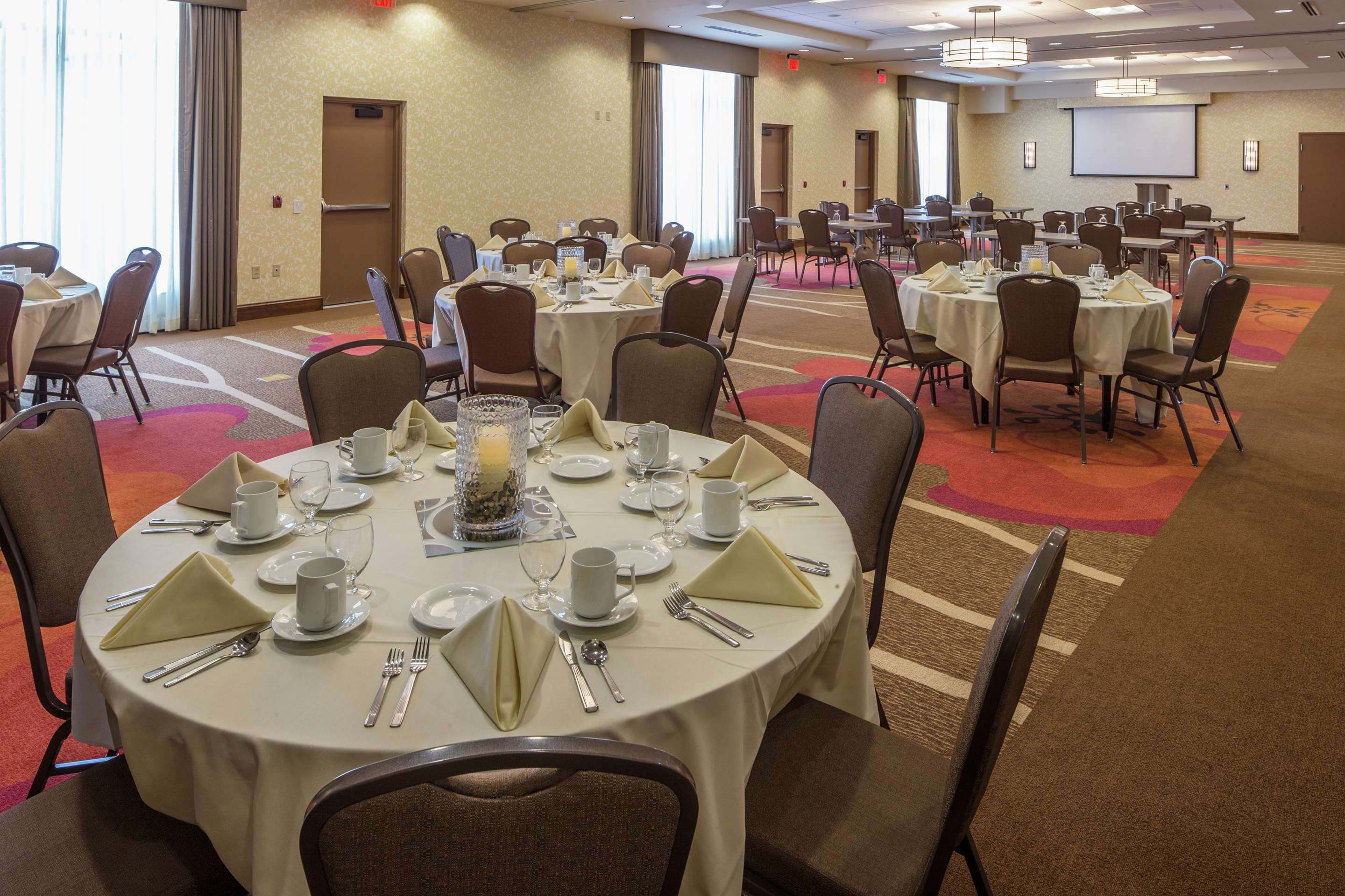 Meeting Room | Hilton Garden Inn Uniontown