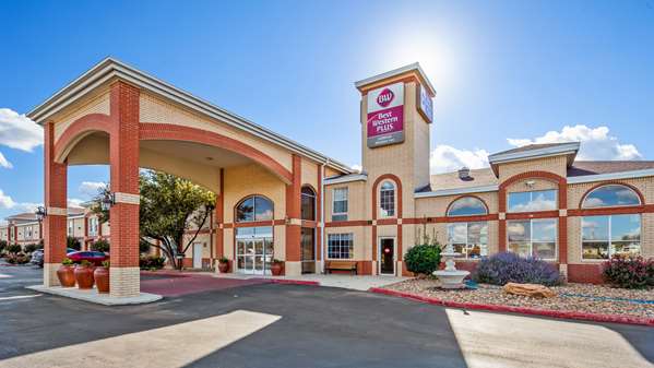 Exterior view - Best Western Plus Windsor Inn Lubbock - I-27, Exit 1