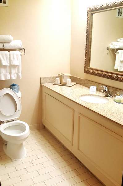  - Best Western Hickory Inn - I-40, Exit 125