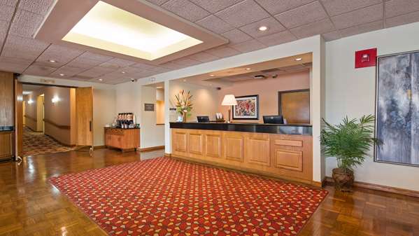  - Best Western Hickory Inn - I-40, Exit 125