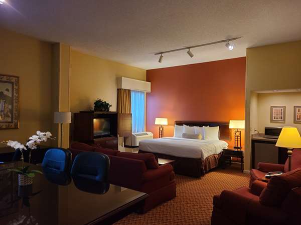  - Best Western Hickory Inn - I-40, Exit 125