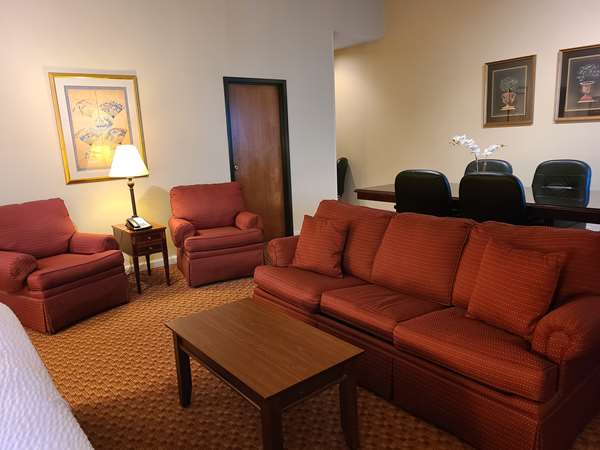  - Best Western Hickory Inn - I-40, Exit 125