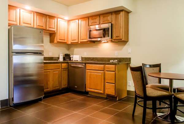 Suite - Best Western Elko Inn - I-80, Exit 303