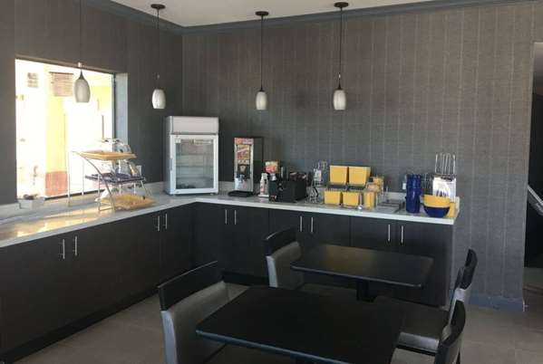  - Days Inn Odessa - I-20, Exit 120