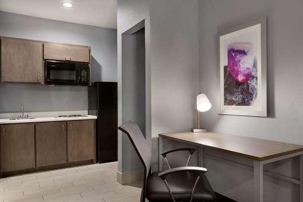  - Days Inn Odessa - I-20, Exit 120