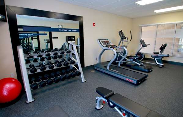 Fitness/ Exercise Room - Hampton Inn & Suites Suffolk