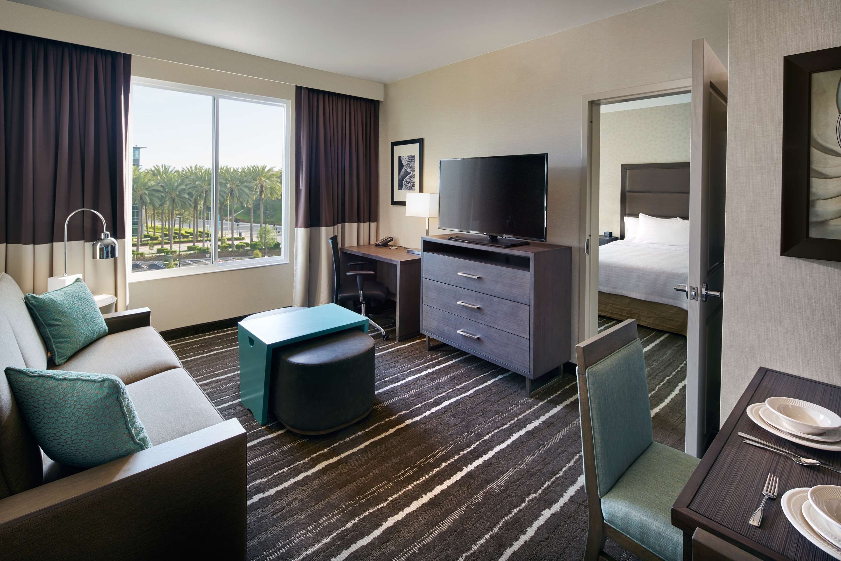 Guest room