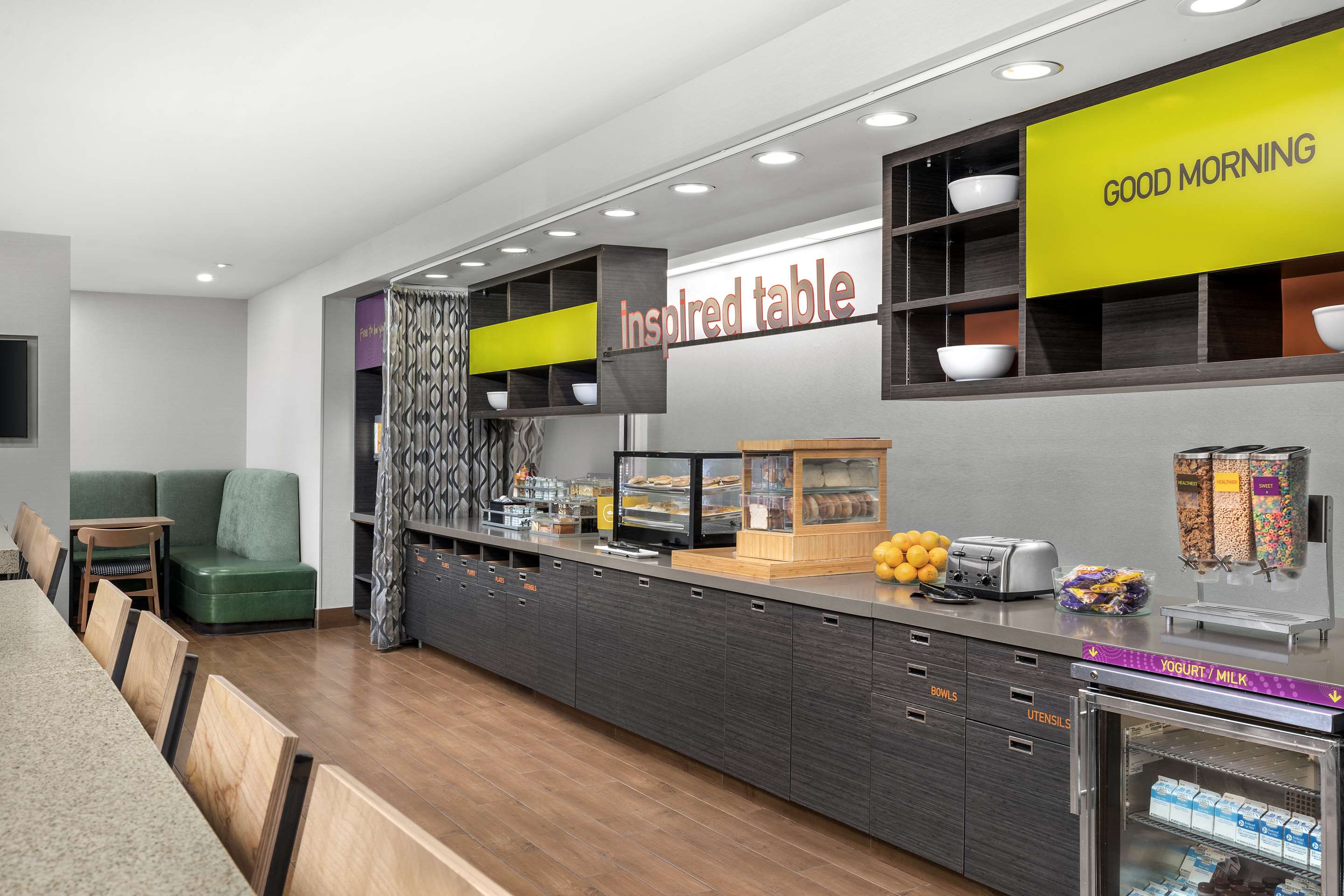Breakfast Area | Home2 Suites by Hilton Tallahassee State Capitol