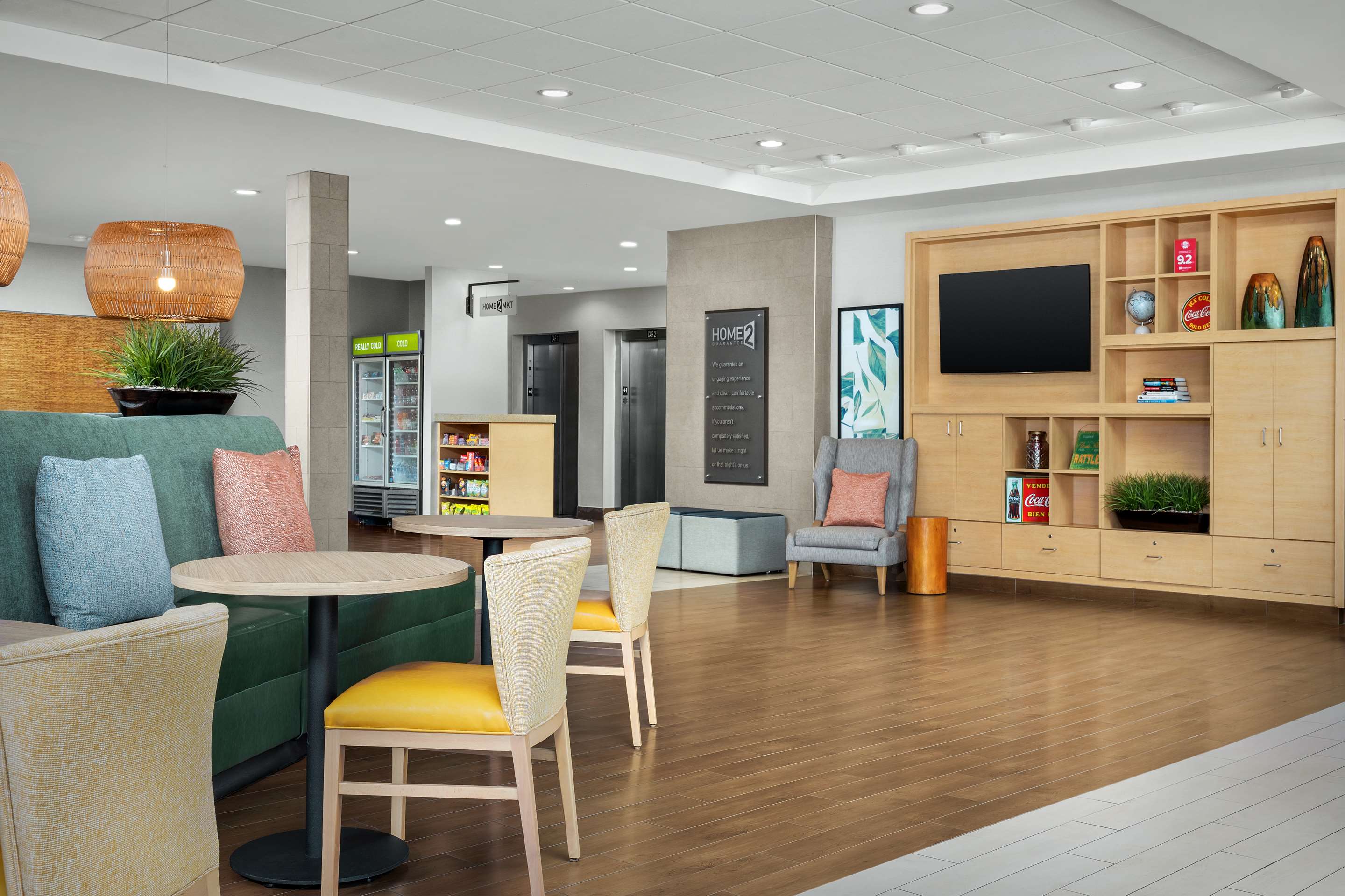 Lobby | Home2 Suites by Hilton Tallahassee State Capitol