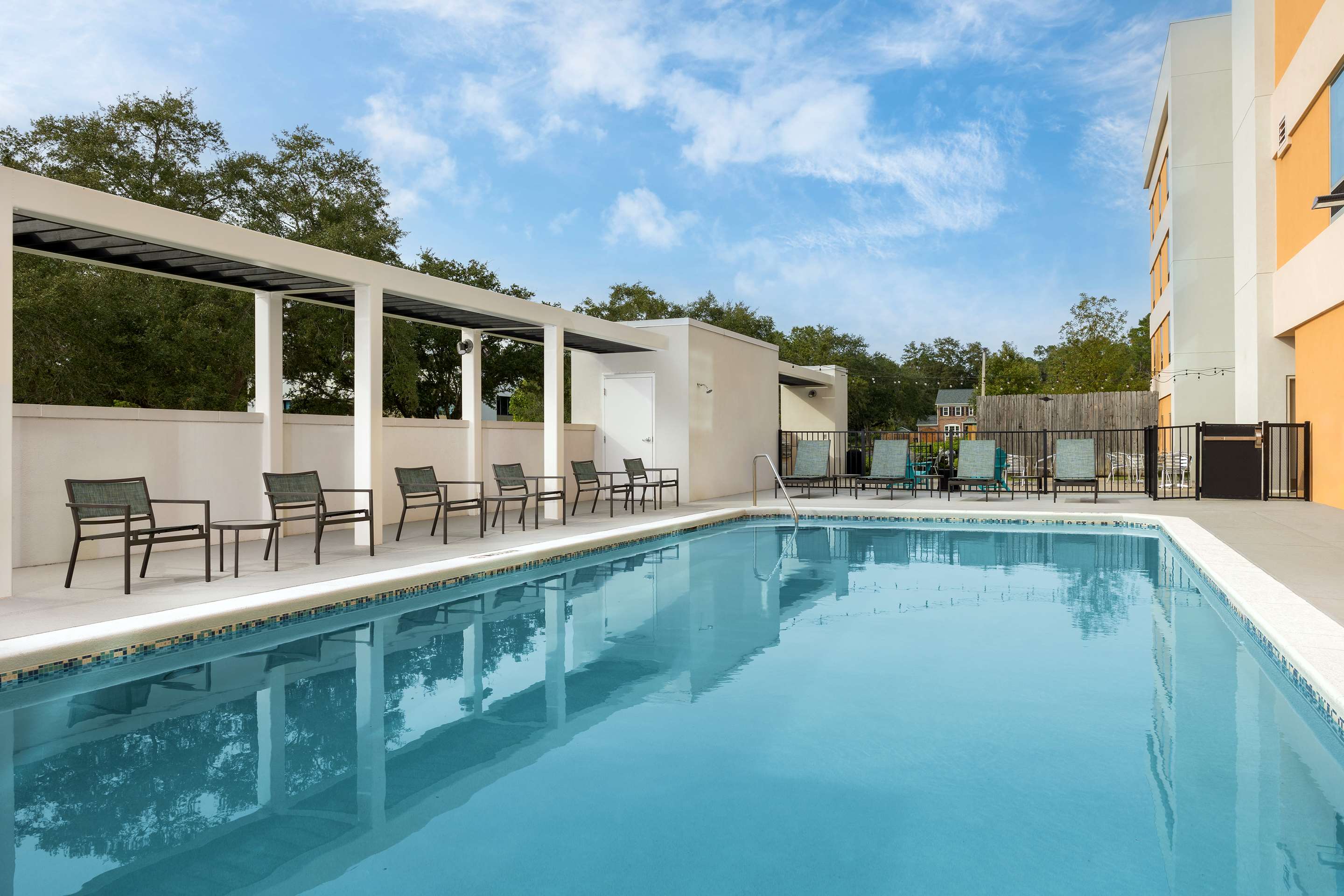 Pool | Home2 Suites by Hilton Tallahassee State Capitol