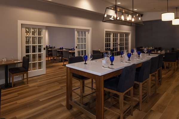 Restaurant - DoubleTree by Hilton Hotel London