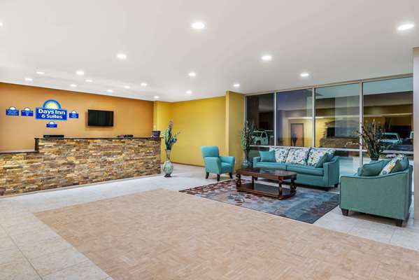  - Days Inn & Suites El Dorado