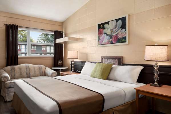 Suite - Thriftlodge Edmonton