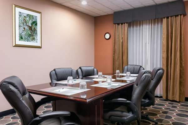  - Wingate by Wyndham Hotel Downtown Athens