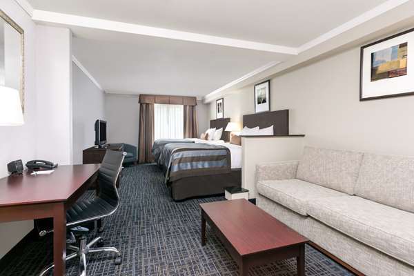  - Wingate by Wyndham Hotel Downtown Athens