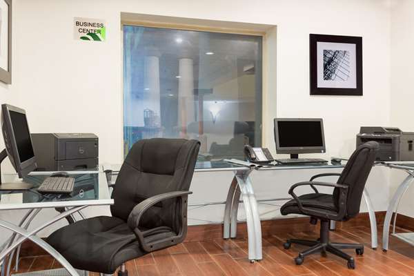 Conference Area - Wingate by Wyndham Hotel Downtown Athens