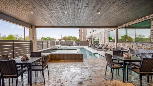 Pool - Best Western Premier Energy Corridor Hotel Katy - I-10, Exit 746