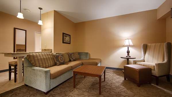 Suite - Best Western Plus Country Cupboard Inn Lewisburg