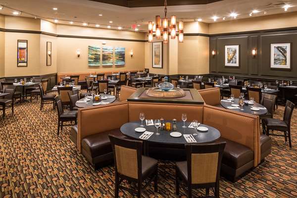 Restaurant - DoubleTree by Hilton Hotel Andover