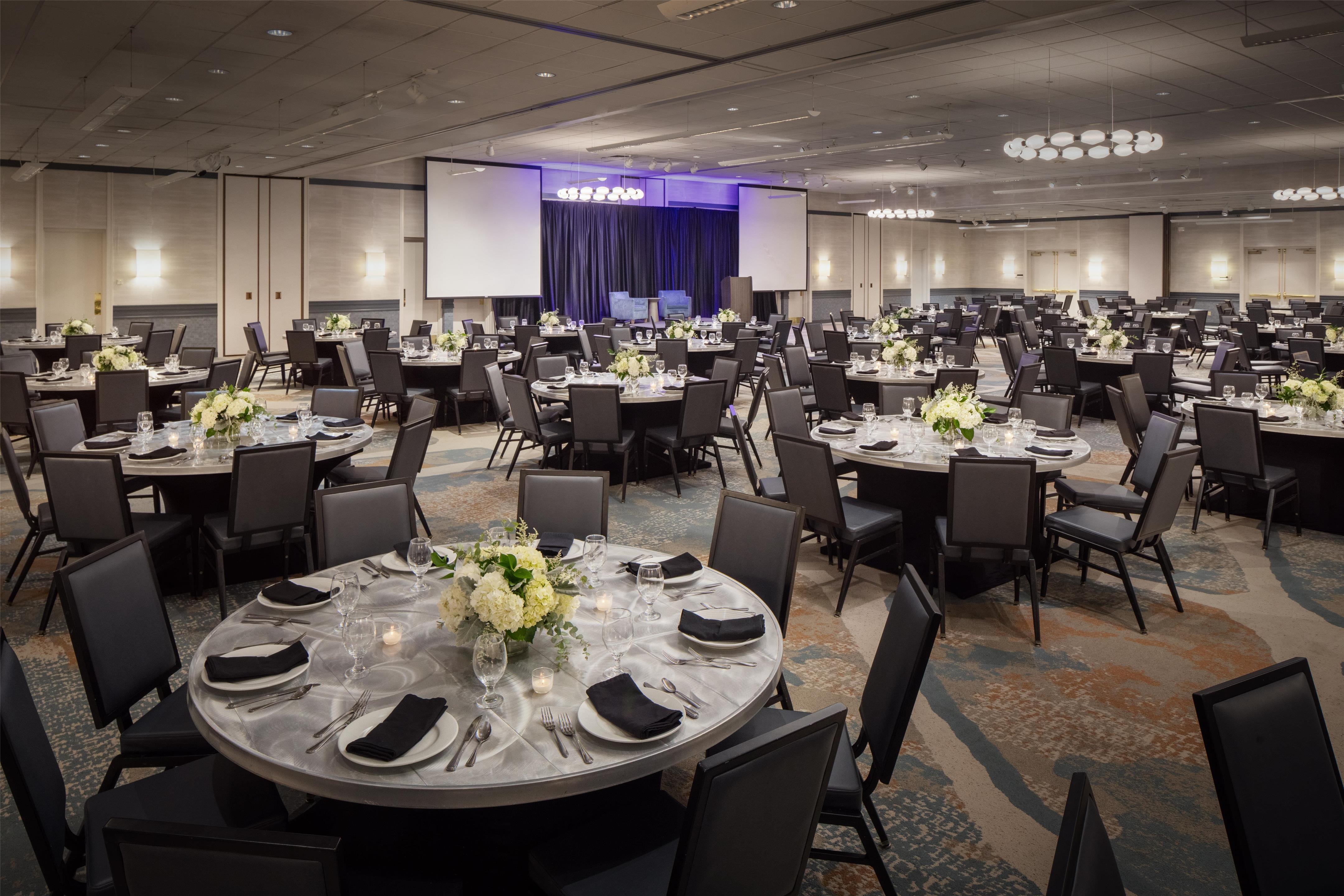 Ballroom | DoubleTree by Hilton Boston - Andover