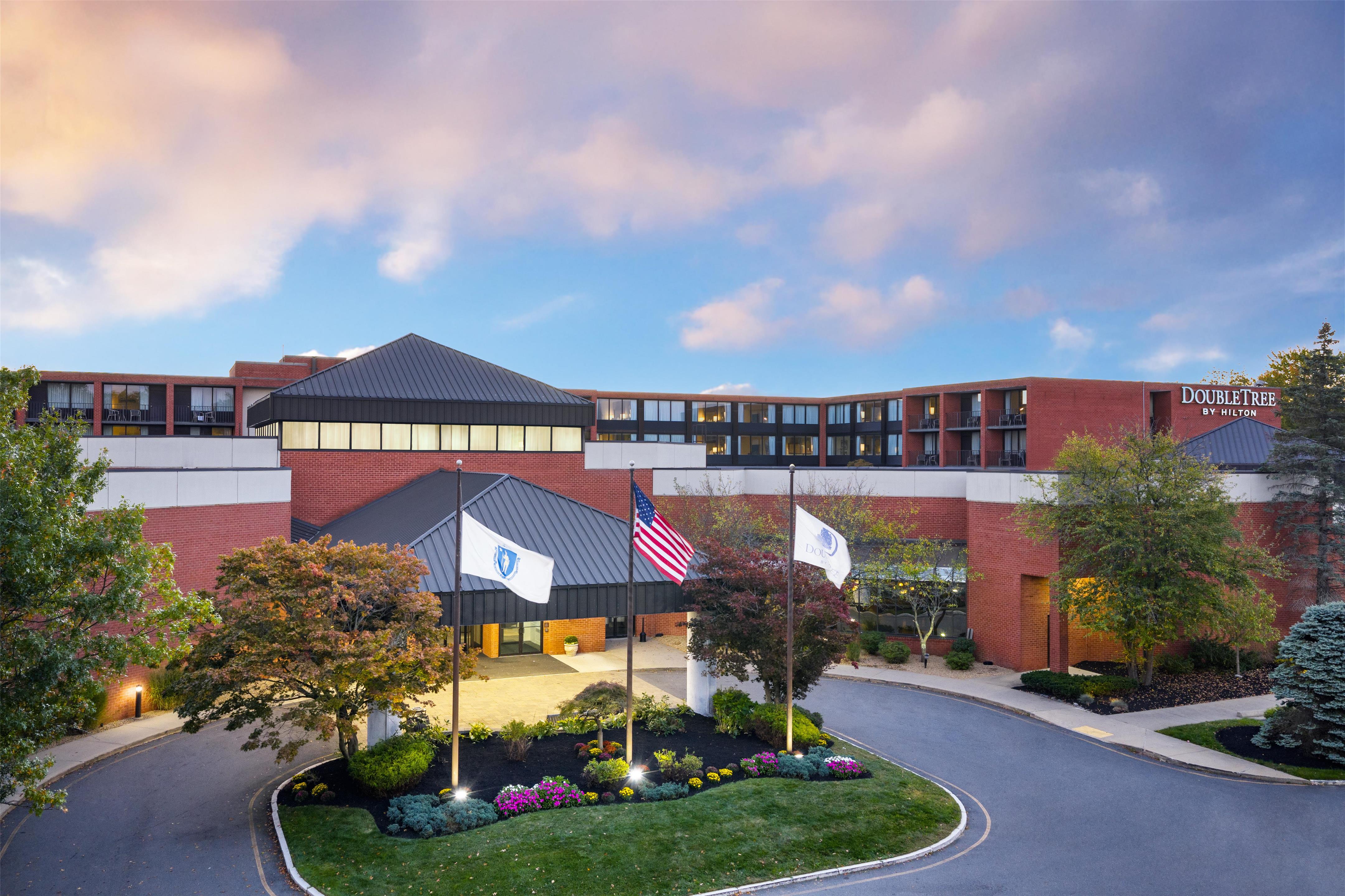 Exterior | DoubleTree by Hilton Boston - Andover