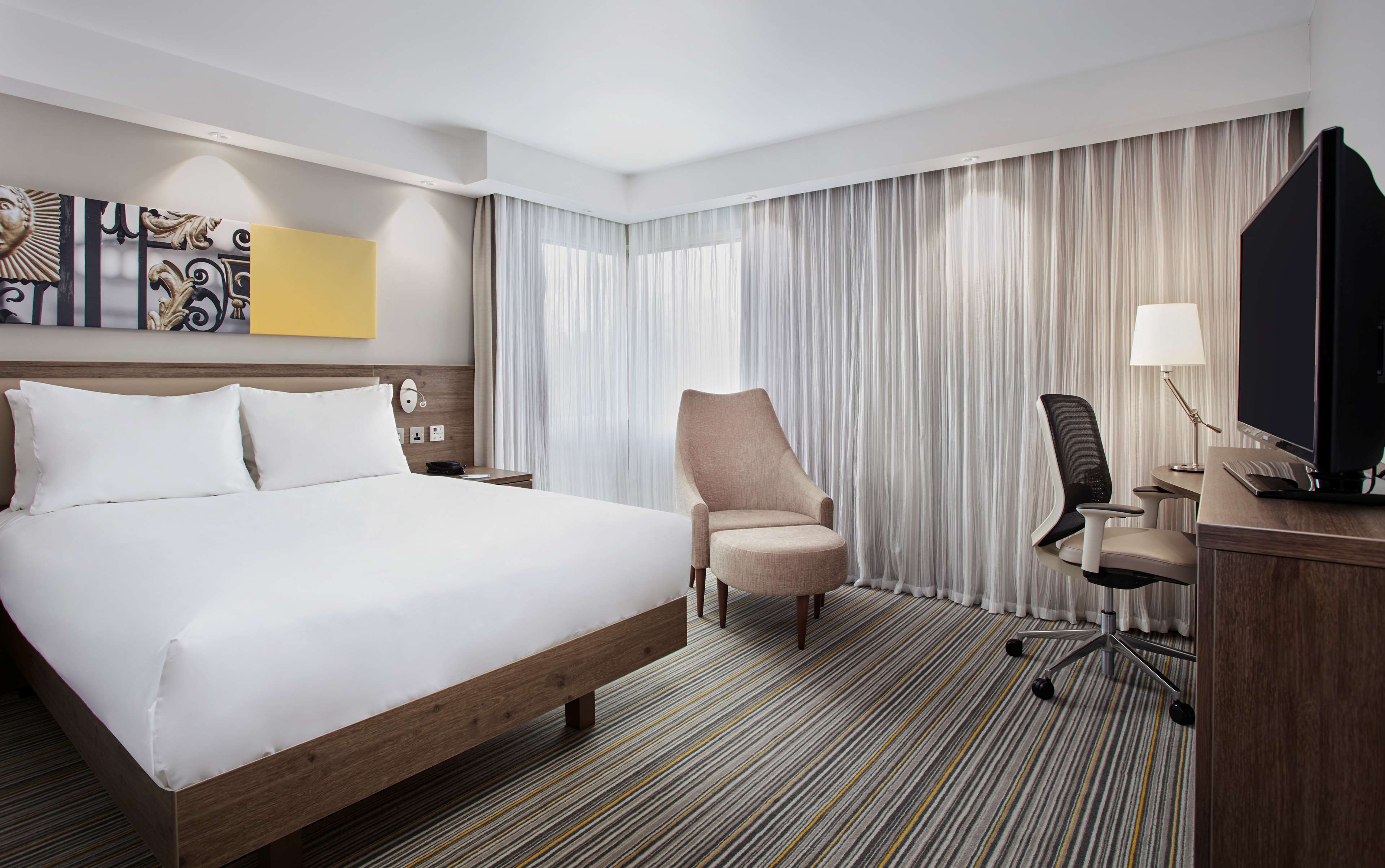 Hampton by Hilton Oxford Room Type - QUEEN ACCESSIBLE ROOM NS
