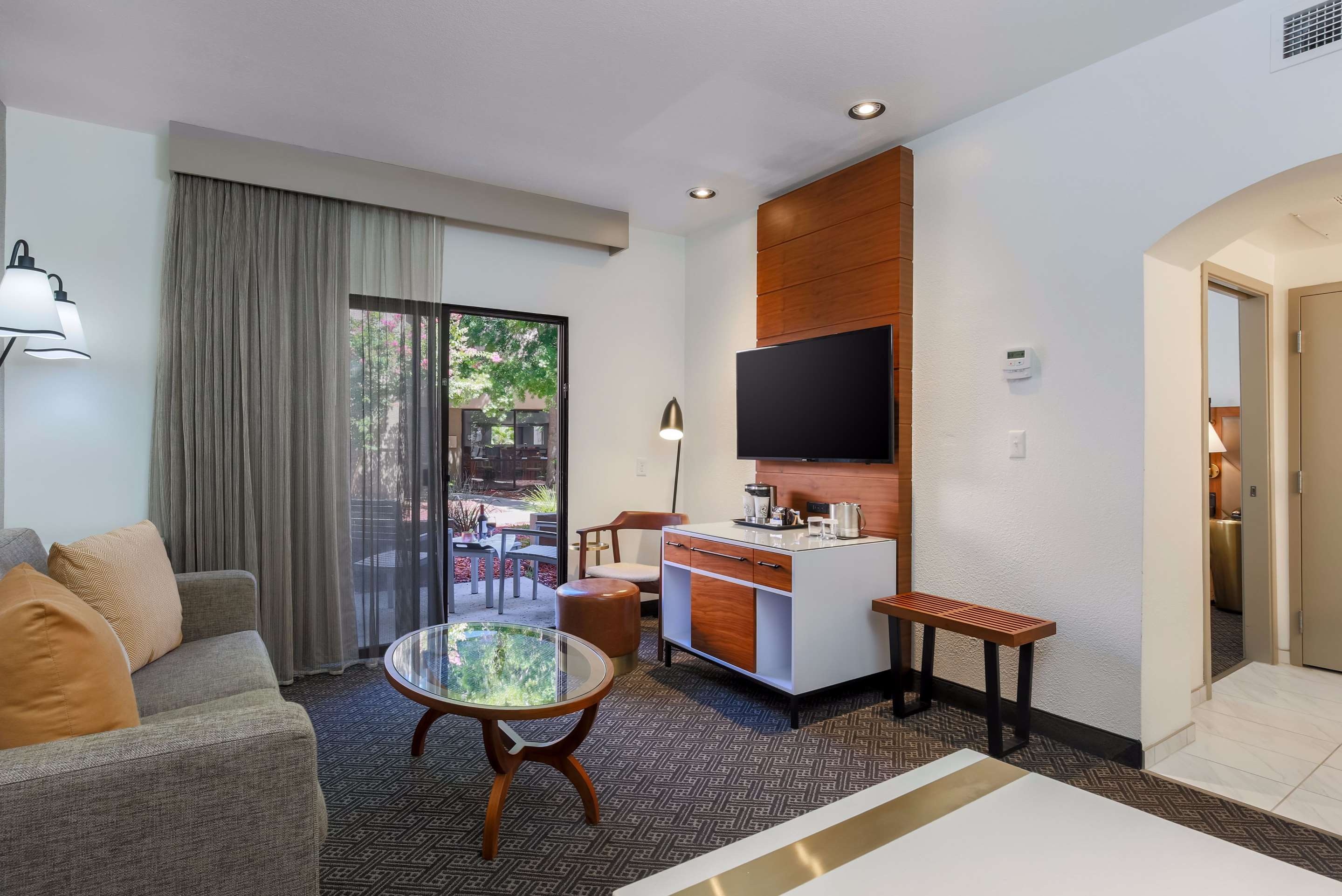 Guest room