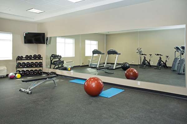 Fitness/ Exercise Room - Wingate by Wyndham Hotel Airport Calgary