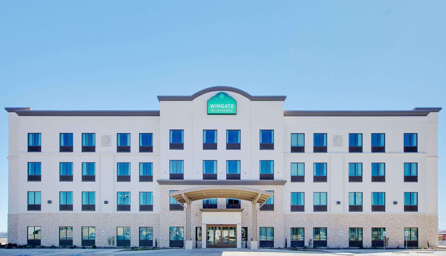 Wingate by Wyndham Hotel San Angelo, TX See Discounts