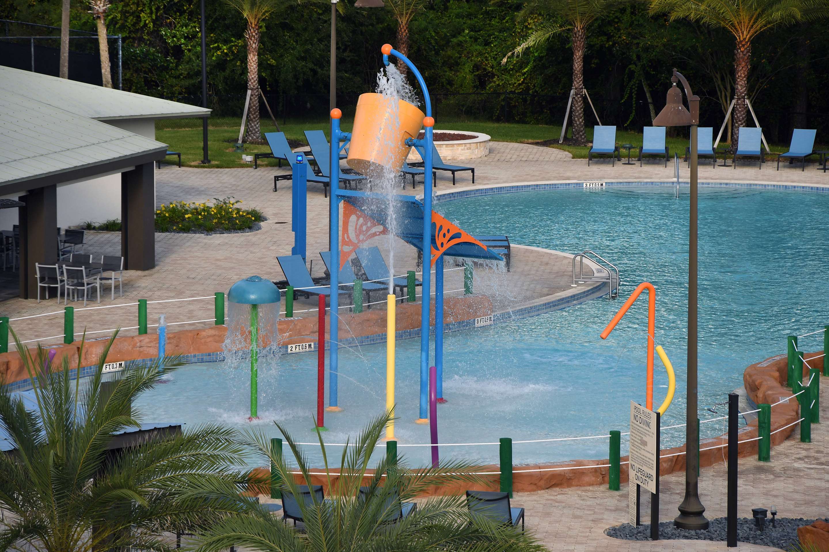 Pool | Wyndham Garden Lake Buena Vista Disney Springs® Resort Area