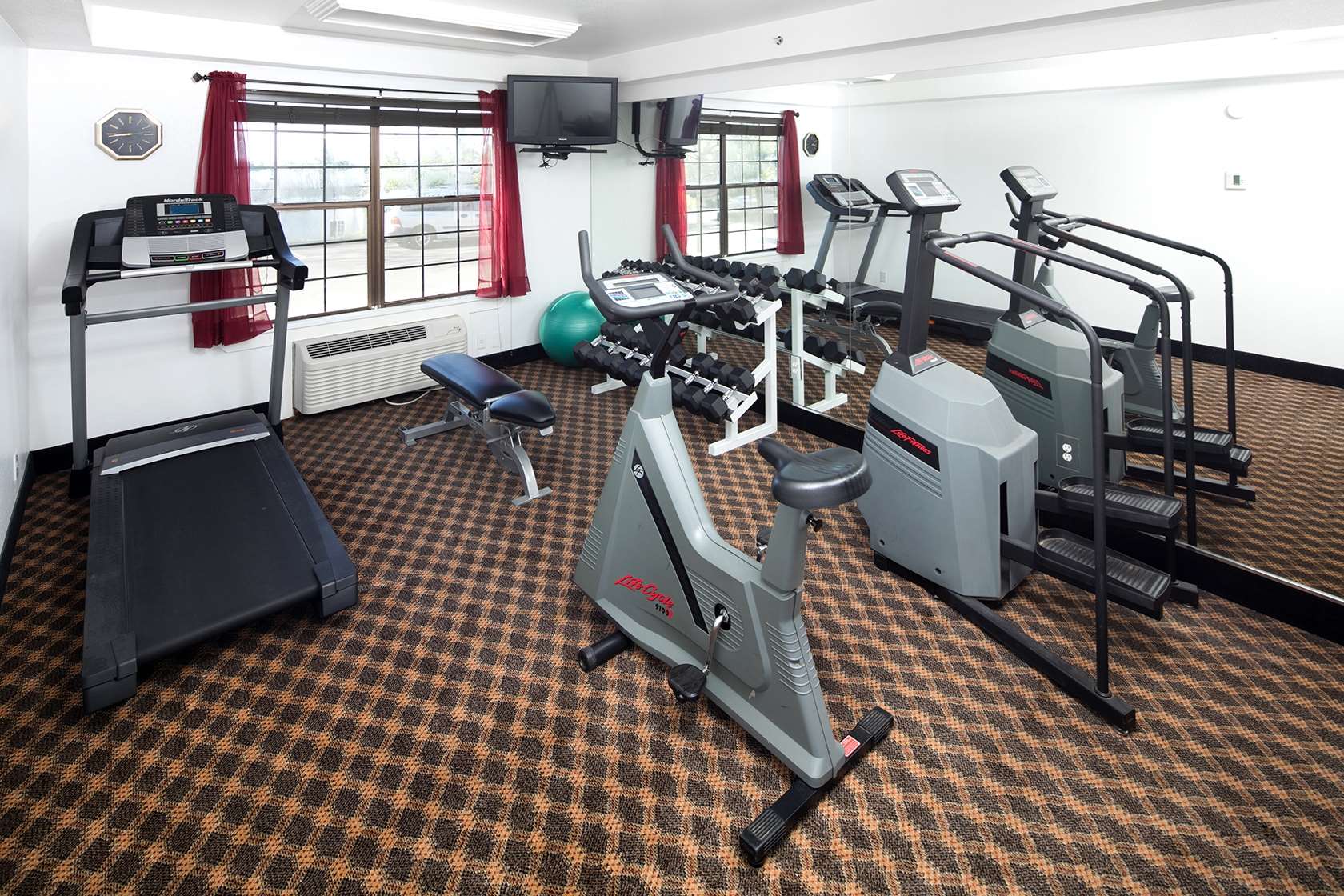 CAAUBU Fitness