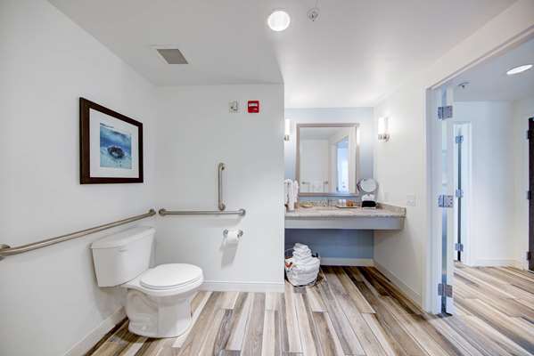 Suite - Best Western Premier The Tides Hotel Orange Beach