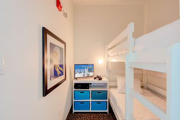 Suite - Best Western Premier The Tides Hotel Orange Beach