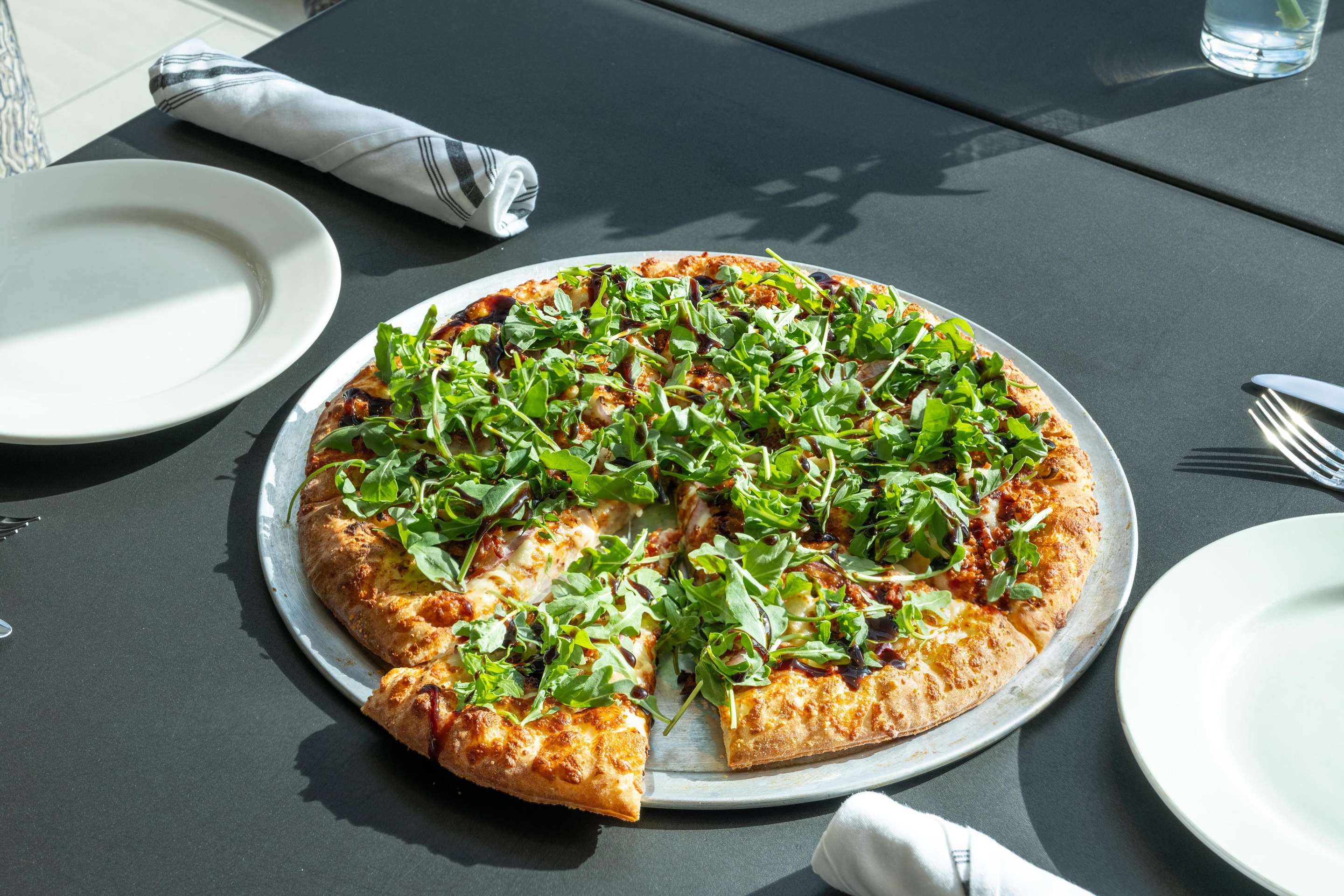 Chicken & Arugula Pizza | Best Western Premier The Tides