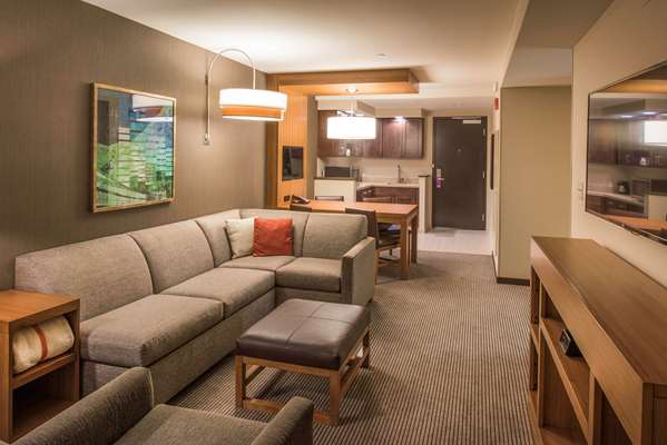 Suite - Hyatt Place Hotel Westlake - I-90, Exit 156