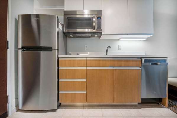  - Hawthorn Suites by Wyndham Bridgeport - I-79, Exit 124