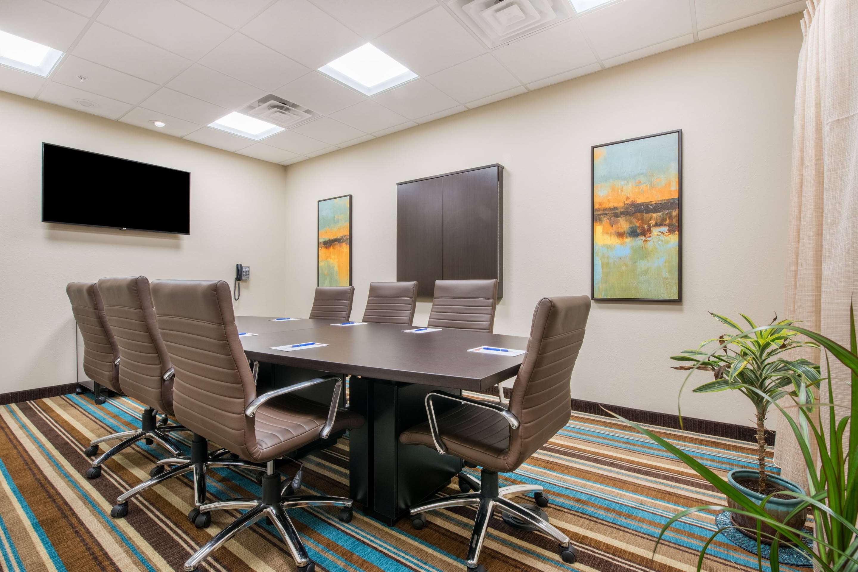 Meeting Room | Hawthorn Suites by Wyndham Bridgeport/Clarksburg