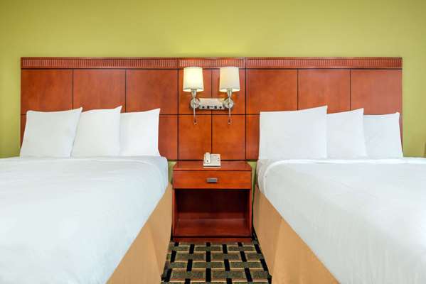  - Days Inn East Knoxville - I-40, Exit 394