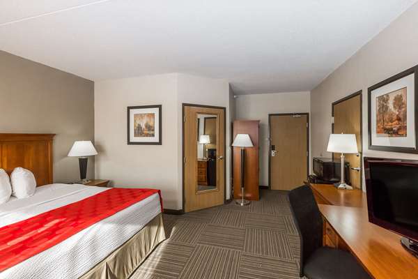  - Ramada Hotel Airport Platte City