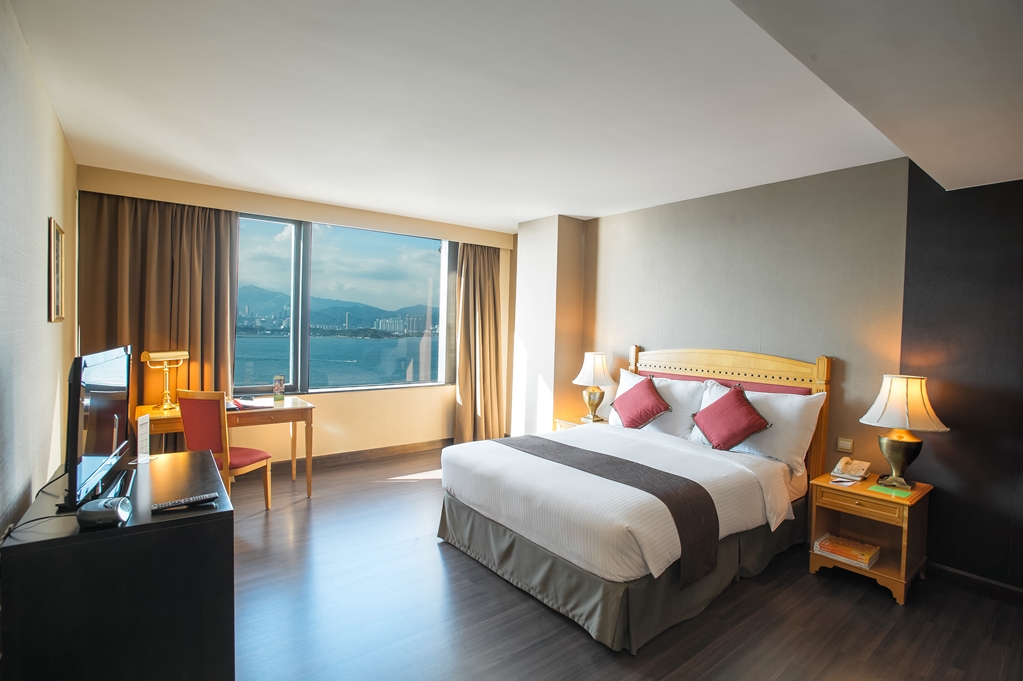 Best Western Plus Hotel Hong Kong-guestroom-Guest Room,Suite,Indoor/Interior,On-Site.jpg