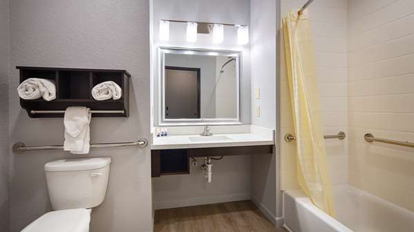  - Best Western Plus Lonestar Inn & Suites Colorado City - I-20, Exit 216