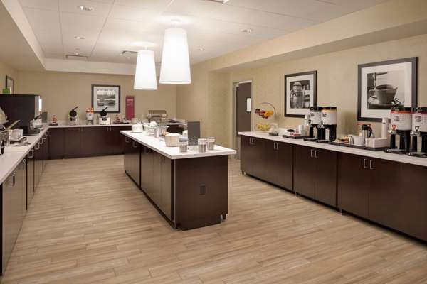 Amenities - Hampton Inn & Suites Rosemont