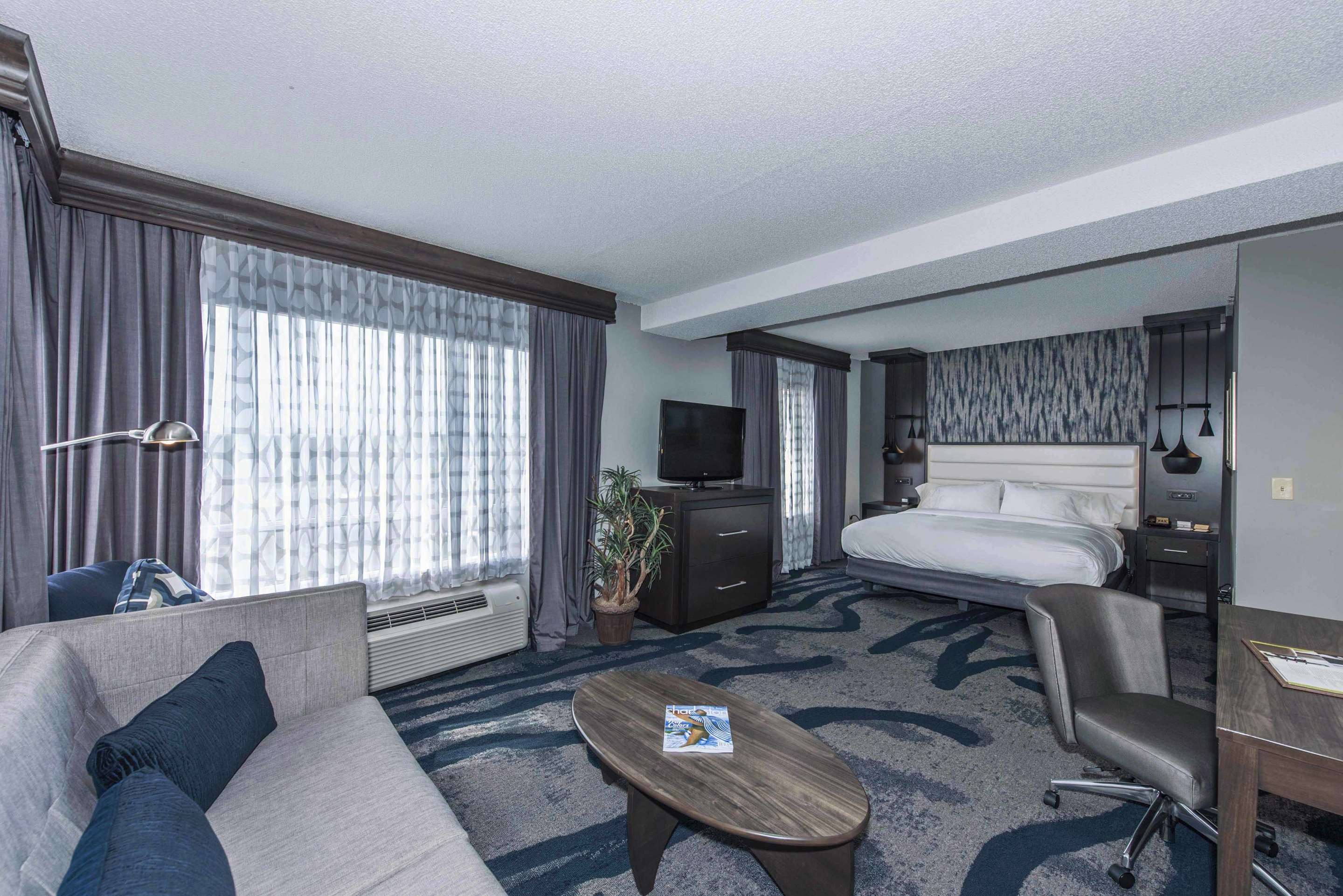 Guest room