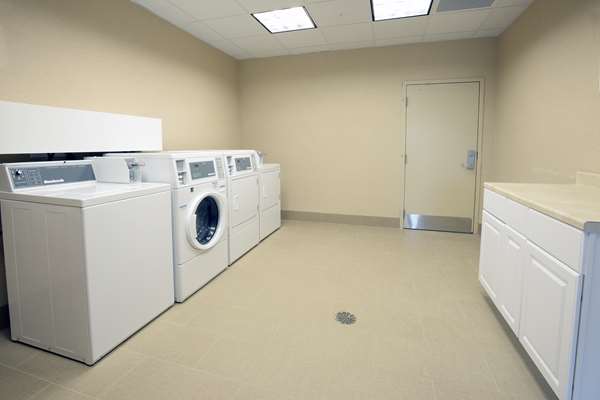  - Hampton Inn & Suites Cincinnati - I-71, Exit 12